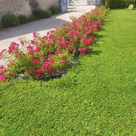 Le Jardin D'annie D'hotes Bed & Breakfast 3*